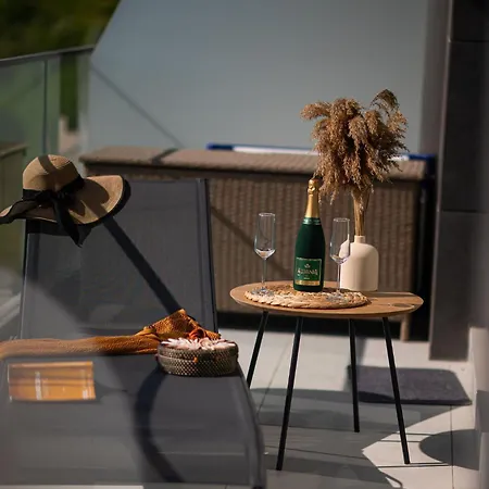 Oasis 47 In Odyssey Spa&pool-parking *