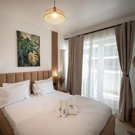 Oasis 47 In Odyssey Spa&pool-parking