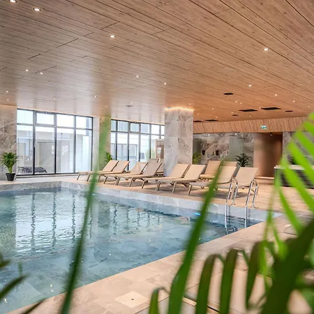 Oasis 47 In Odyssey Spa&pool-parking *
