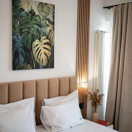 Oasis 47 In Odyssey Spa&pool-parking