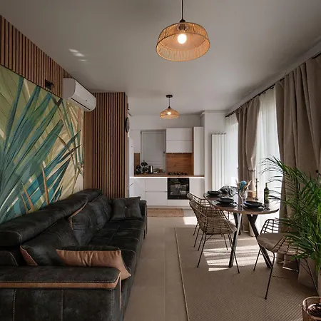 Apartament Oasis 47 In Odyssey Spa&pool-parking Mamaja