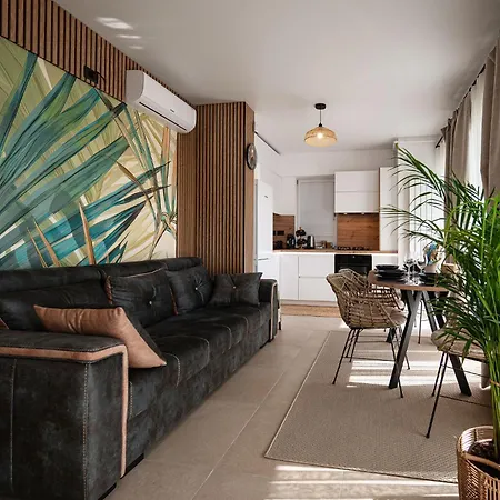 Apartament Oasis 47 In Odyssey Spa&pool-parking Mamaja